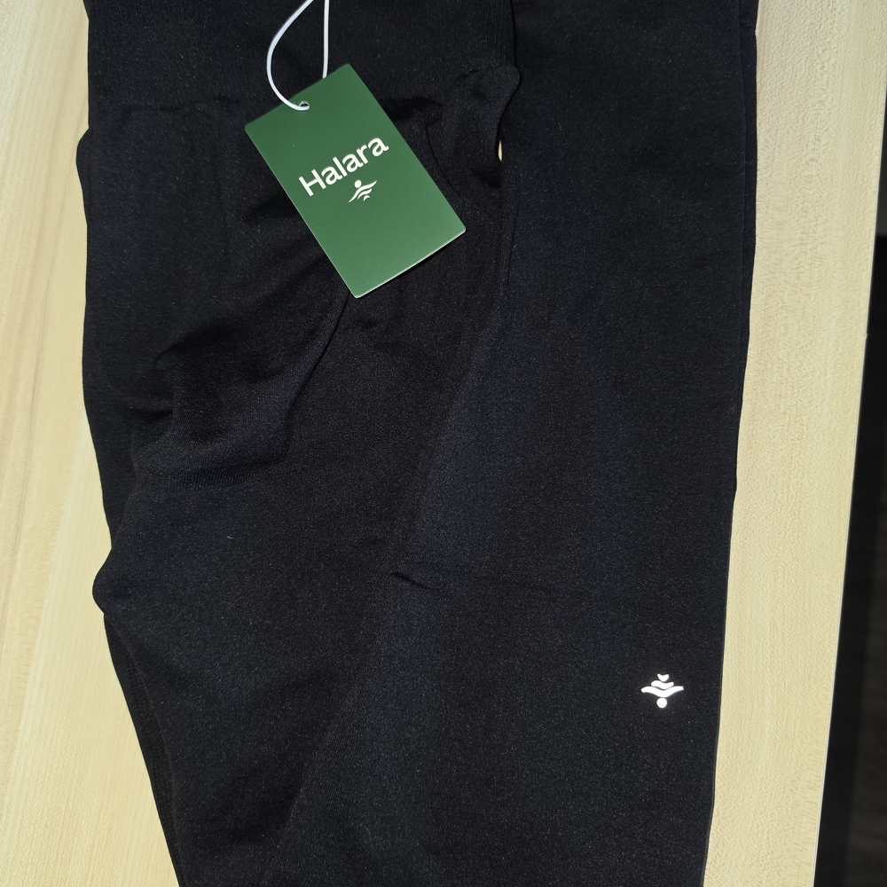 HALARA Black Full-Length Leggings